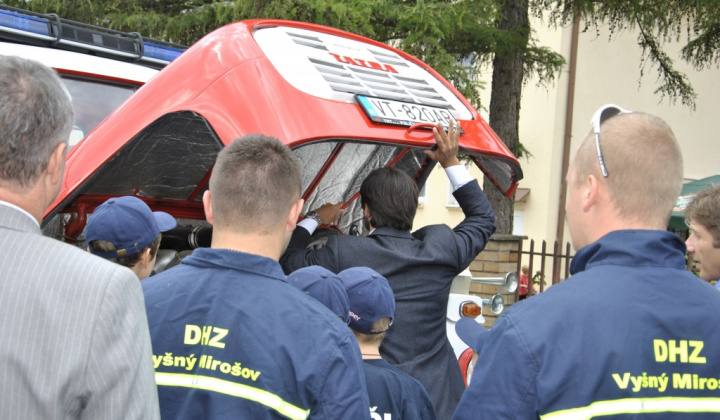 Odovzdávanie vozidiel pre DHZ 22.8.2015