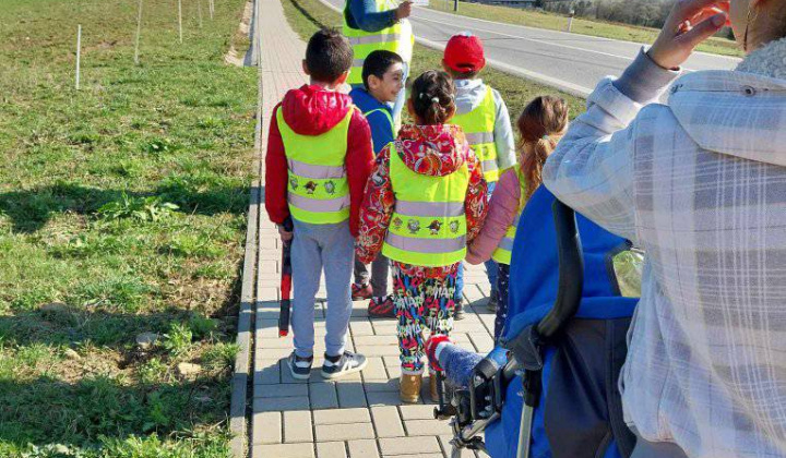 Rozvojový tím v akcii / Bezpečnosť na cestách - foto